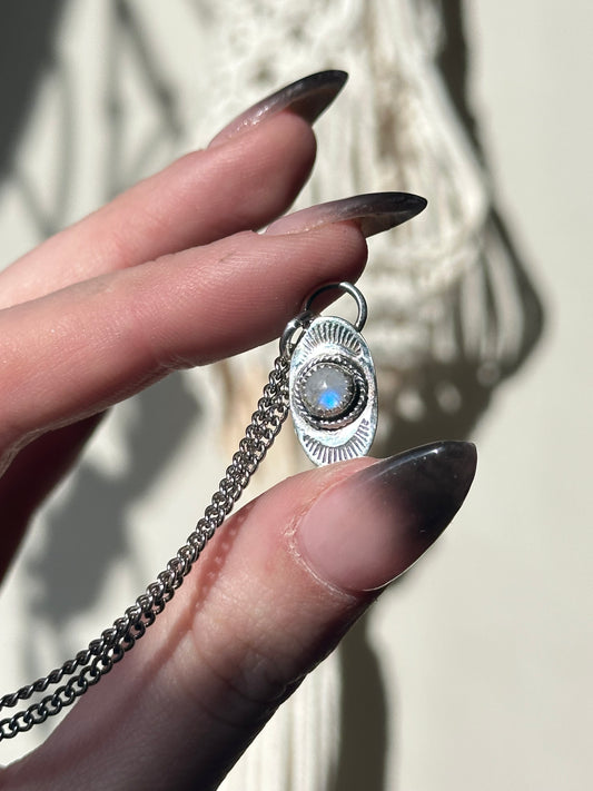 Moonstone Glowing Rays Pendant