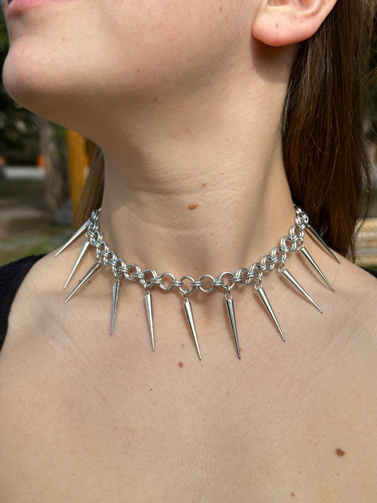 Thorn Choker